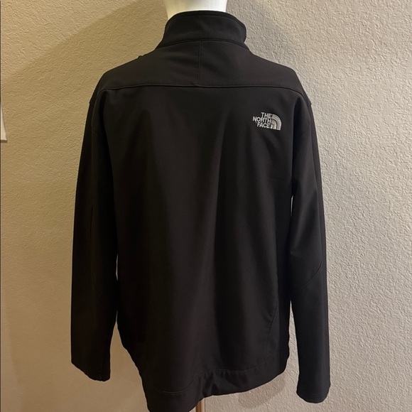 The North Face Men's Black Performance Apex Jacket size XL - Picture 5 of 8